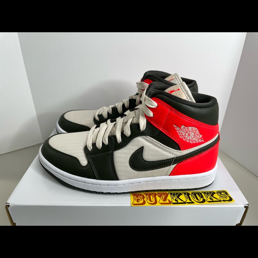 Jordan 1 Mid SE Newsprint womens 10.5us